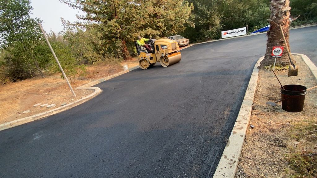 Asphalt Paving 2 Industrial Grade Paving