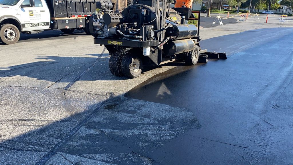 7 Expert Facts: Concrete Services Meaning Explained 3 Professional crew performing structural repairs and paving maintenance