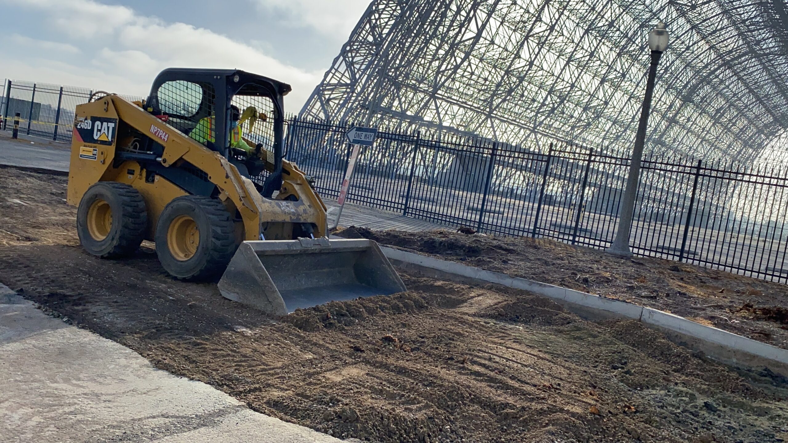 Can paving be done in the rain?