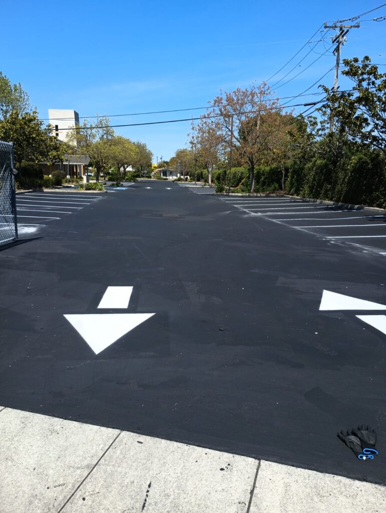 How Can You Tell if Asphalt is Bad in Sacramento, California? 2 Excellence paving in SACRAMENTO, CA