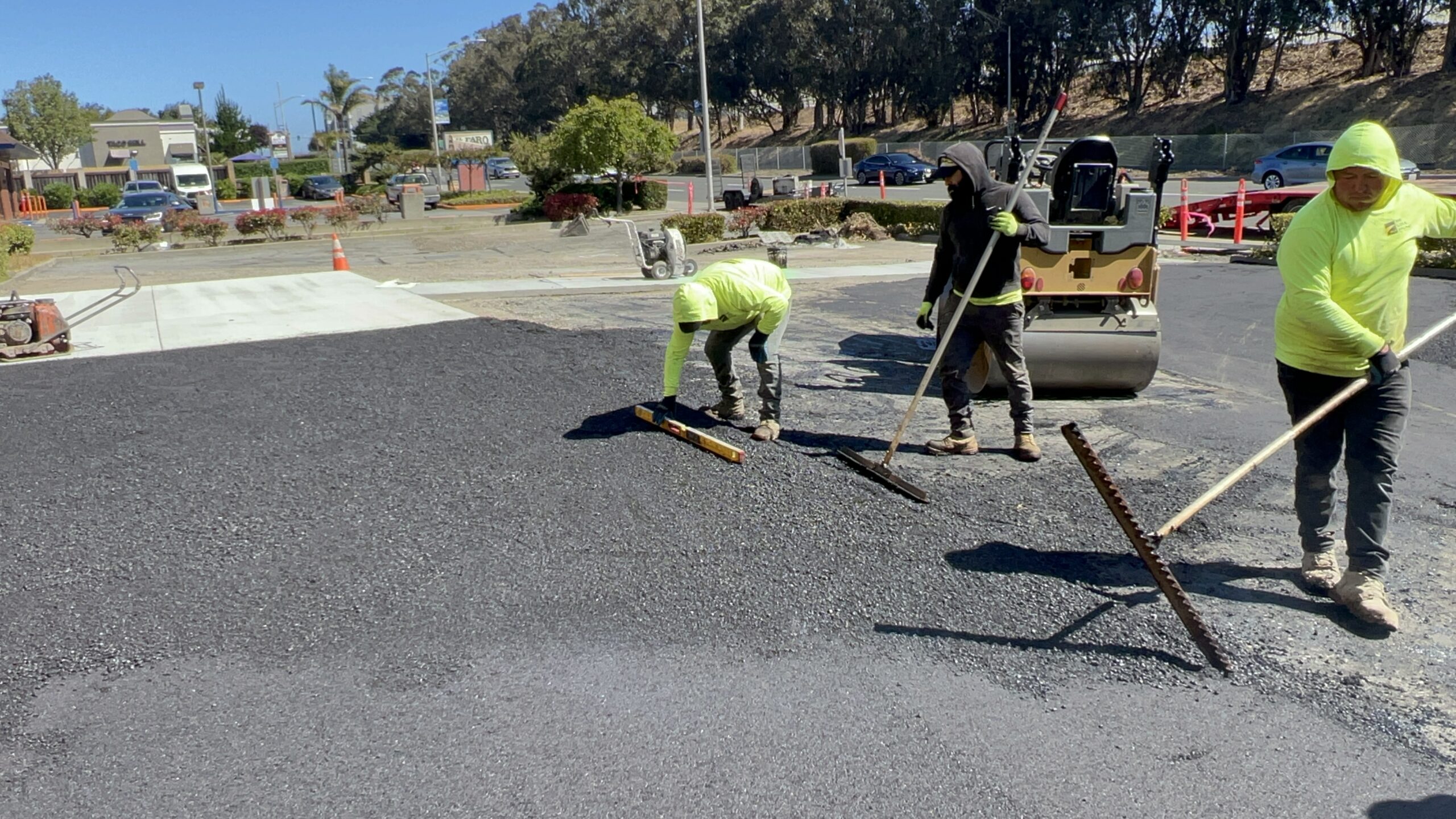 Leading Asphalt Pavement Contractors: We Love Paving