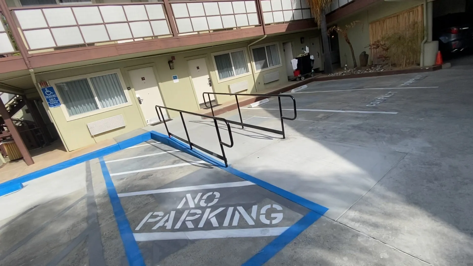 Palo-alto-03IMG_7698.MOV_snapshot_00.38.372 Palo alto service area 03WLP