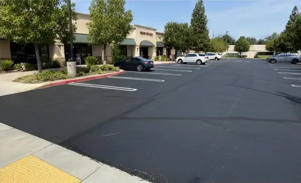 Asphalt Paving 2 img1 11zon