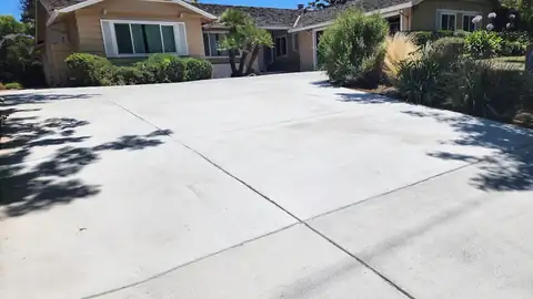 Spalling Concrete in California: Repair the Cause, Not Just the Surface 1 new-concrete-driveway-broom-finish-residential-card-480