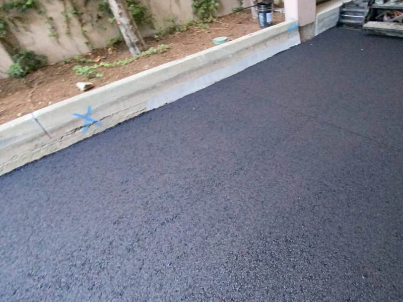 Does Asphalt Absorb Heat? The Science Behind Hot Pavement 1 After: freshly paved asphalt surface in California